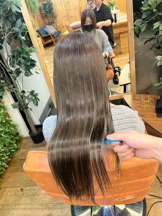 ロング ⚪️髪質改善 縮毛 店長 コウ⚪️のヘアスタイル