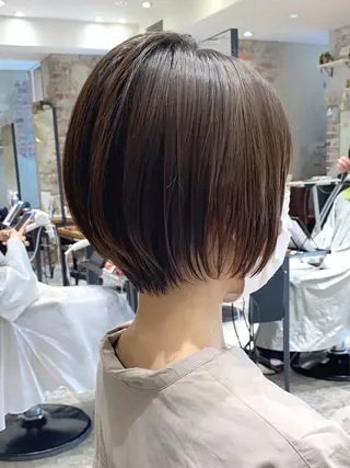 ショート カラー 💍新宿ショート 💍岩田莉奈のヘアスタイル