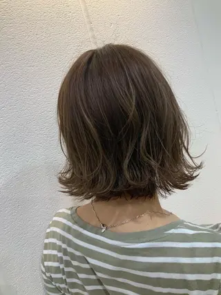 ミディアム Lolonois梅田 /Okazaki:)のヘアスタイル