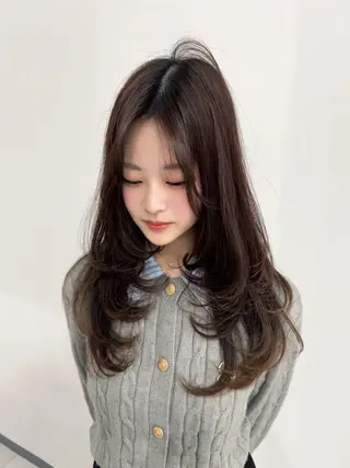 ロング カラー velua chihiroのヘアスタイル