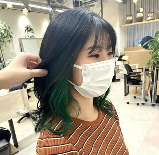 セミロング カラー インナー/2次元/ 推しカラー/しゅうとのヘアスタイル