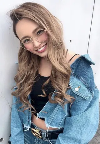 ロング カラー パーマ ヘアアレンジ Device ディバイスのヘアスタイル