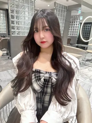 ロング カラー ハイトーン×透明感 たけるのヘアスタイル