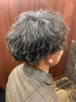 ミディアム パーマ サロン クリエートのヘアスタイル