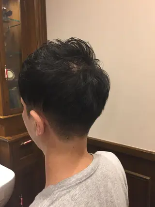 ショート ヒロ銀座ヘアーサロン 五反田店所属・寺嶋 涼のヘアスタイル