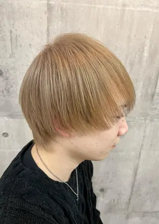 カラー メンズ レイヤー/韓国 ハイトーン興津史弥のヘアスタイル