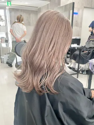 セミロング カラー ヘアアレンジ 🌷FUKA🌷 まろやかハイトーンのヘアスタイル