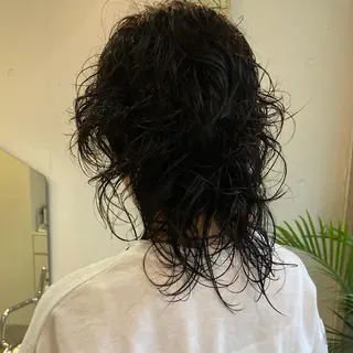 ミディアム パーマ 🌈圧倒的デザイン力 内井省吾のヘアスタイル