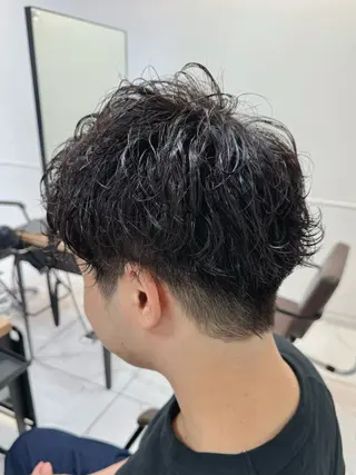 パーマ メンズ 八木 菜美のヘアスタイル