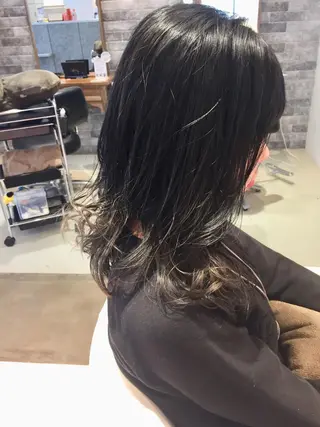 ミディアム 所渉/韓国レイヤー /ウルフカットのヘアスタイル