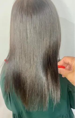 セミロング 髪質改善　jewel box~私のトリートメント~東梅田店所属・💎髪質改善専門 jewel boxのヘアスタイル