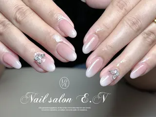 ネイル E.N🦋 長さ出し/持ち込みのネイルデザイン