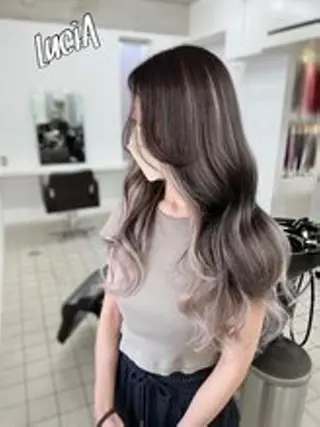 ロング カラー エクステ LuciA\5900のヘアスタイル