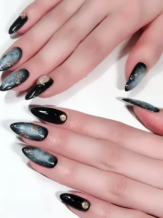 ネイル atelier la vita所属・lavita. mimuraのネイルデザイン