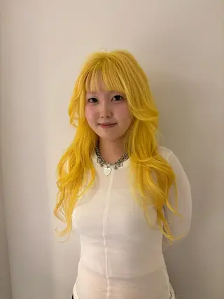 ロング ハイトーン/ ハイライト真柚🍨のヘアスタイル