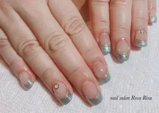 ミディアム ネイル ネイルスタジオ シェイクユアハンズのネイルデザイン