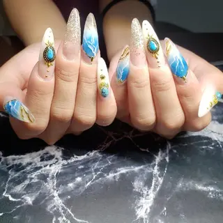 セミロング ネイル クロキ 。のネイルデザイン