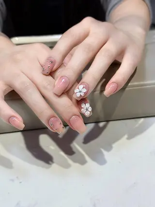 ネイル EE.Nail所属・FuFu.Nail 2️⃣番のネイルデザイン