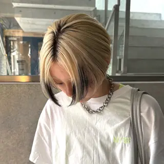 カラー RINA .のヘアスタイル