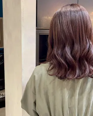 カラー 長尾 みのりのヘアスタイル