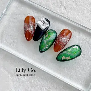 ネイル Lilly Co.のネイルデザイン