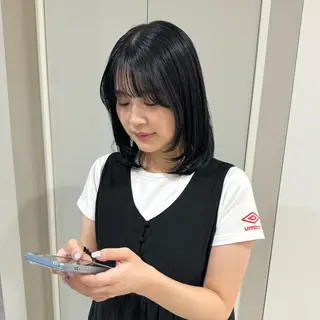 ミディアム カラー 江本真由香 透明感/艶カラー🍃のヘアスタイル