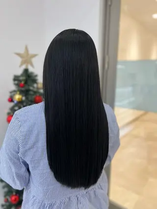 ロング カラー 吉田 悠乃のヘアスタイル