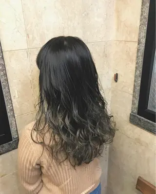 セミロング カラー パーマ ヘアアレンジ 🉐レイヤー/塩見 弘樹🉐渋谷のヘアスタイル