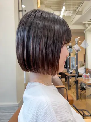 ショート i.+omotesando所属・🎀艶カラー￤髪質 改善🎀ayane♥のヘアスタイル