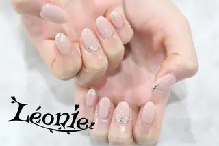 ネイル Leonie やまざきのネイルデザイン