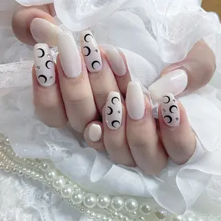 ネイル fiore nail 🦋のネイルデザイン