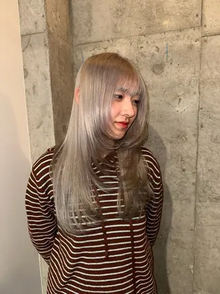 ロング カラー 🦋ハイトーン🦋/ かのんのヘアスタイル