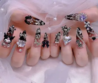 ネイル UMI ネイルサロン新宿🎀のネイルデザイン