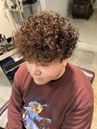 パーマ メンズ パーマ特化/フェザー パーマシャドウ/真生のヘアスタイル