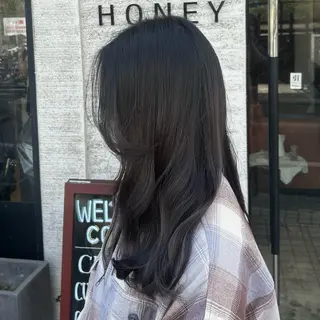 カラー ココナ./ 艶っぽカラー🐏のヘアスタイル