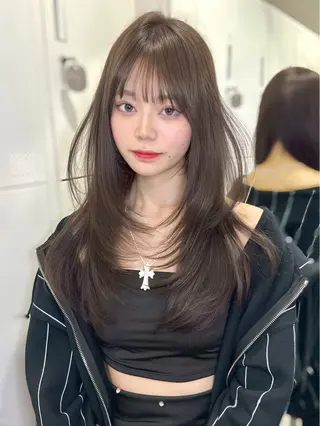 ロング 透明感ヘアカラー chiharuのヘアスタイル