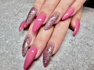 ネイル Re :eight Nail所属・NISHIOKA FUKUMIのネイルデザイン