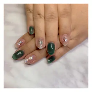 ネイル C's coffret所属・C's coffretのネイルデザイン