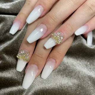 ネイル Beauty Salon amour所属・Seven's / NANAのネイルデザイン