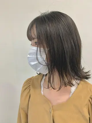 ミディアム カラー 色白に見える暗髪 梅田・増田のヘアスタイル