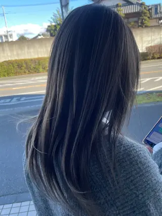 ロング GLITTER赤塚店所属・GLITTER ハイ トーン🎀北野佑季のヘアスタイル