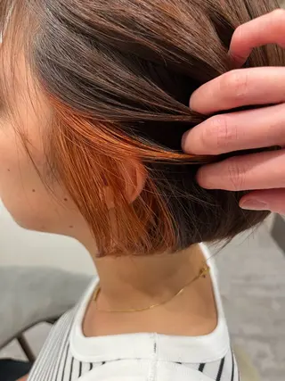 ショート カラー 早坂 美咲のヘアスタイル