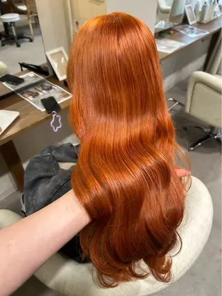 ロング 村上 綾音のヘアスタイル