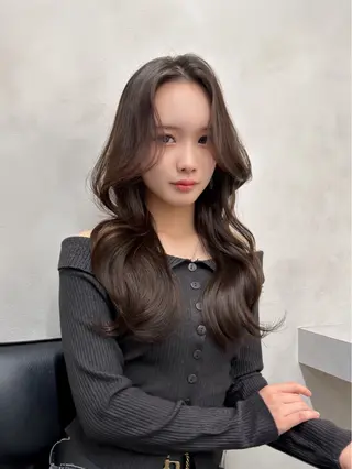 ロング 艶髪カラー特化🧁 RIOのヘアスタイル