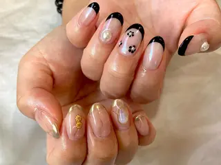 ショート カラー ネイル マツエク・マツパ illum hicariのネイルデザイン