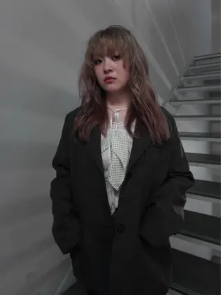 ロング カラー マツザキ マナトのヘアスタイル