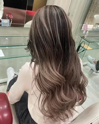 ロング 長屋 裕大のヘアスタイル