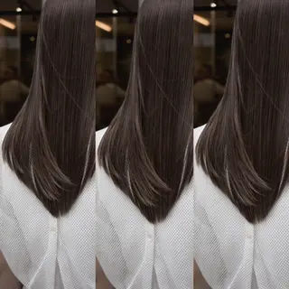 セミロング カラー Asobi所属・透明感♡くすみカラー 🍏Haruka🍏のヘアスタイル