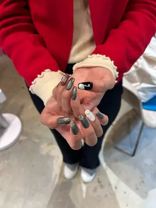 ネイル キラキラオメメ みずなのネイルデザイン