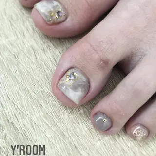 ネイル YUKA （ネイリスト）のネイルデザイン